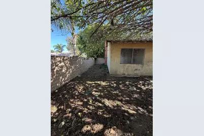 2106 Holly, Ontario, CA 91762 - Photo 17