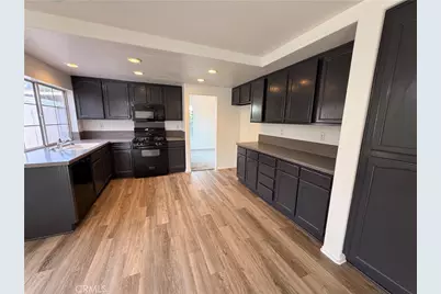 14248 Point Judith, Fontana, CA 92336 - Photo 7