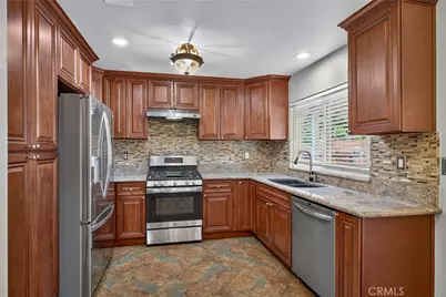 28618 Greenville, Highland, CA 92346 - Photo 9