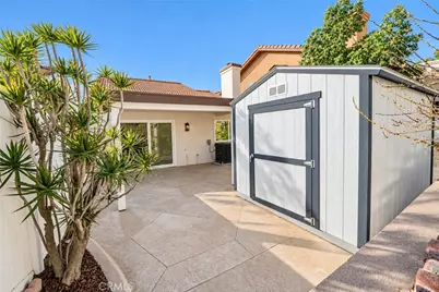 11817 Alabaster Court, Fontana, CA 92337 - Photo 13