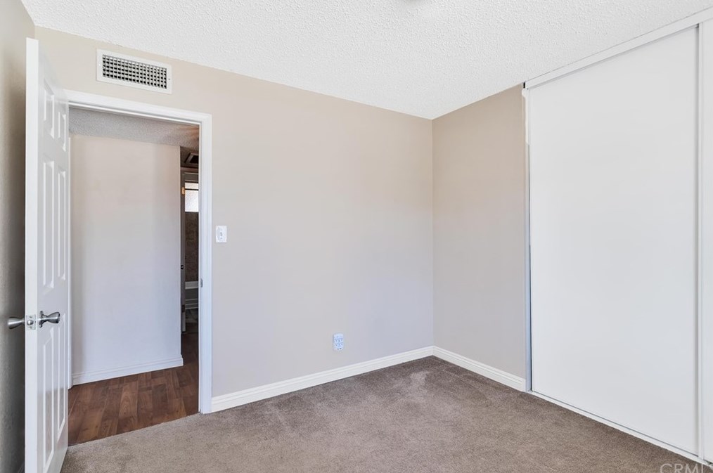 73038 Sunnyvale Dr, Twntynine Plm CA  92277-2243 exterior