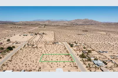 63400 Walpi Drive, Joshua Tree, CA 92252 - Photo 9