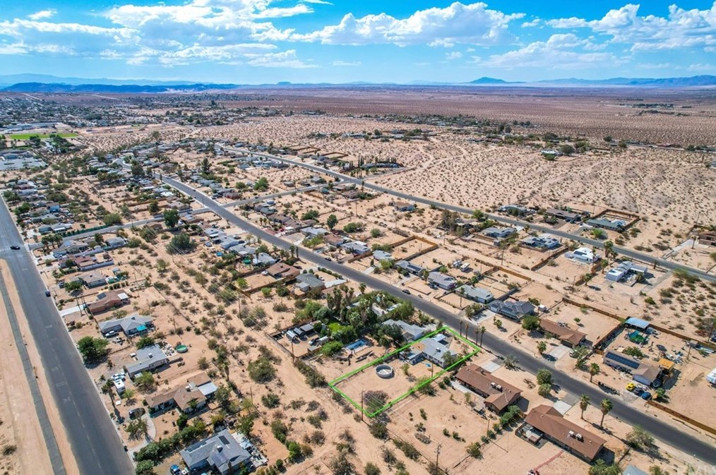 73355 Sun Valley Dr, Twntynine Plm CA  92277-2231 exterior