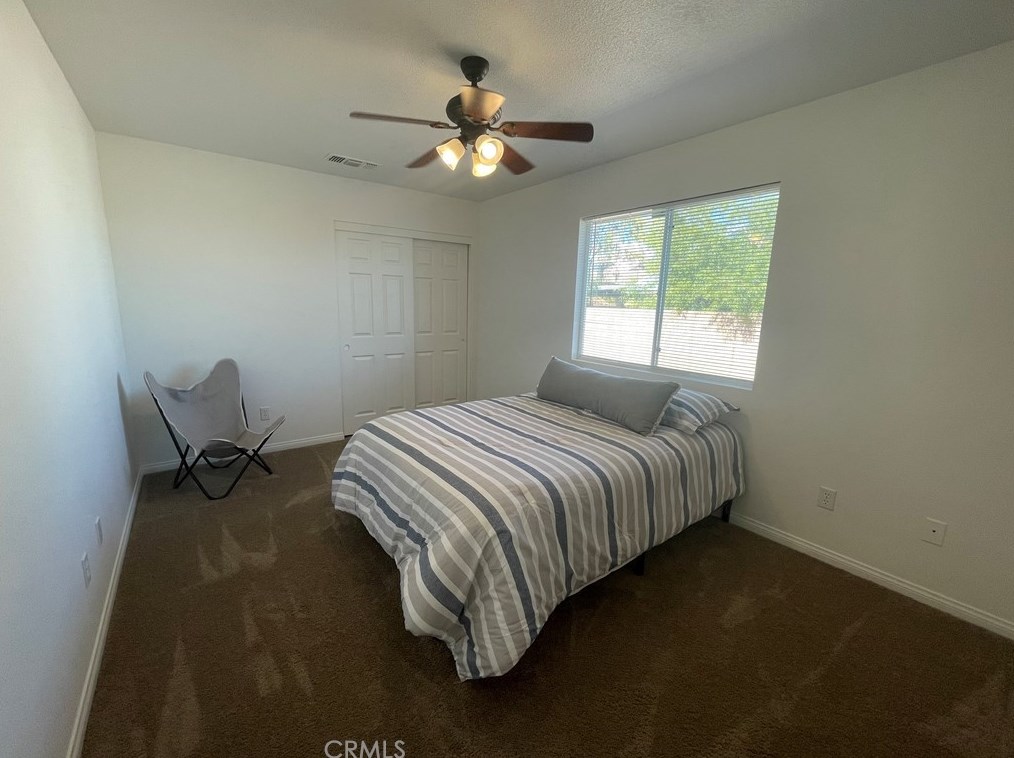 57131 Juarez Dr, Yucca Valley CA  92284-9500 exterior