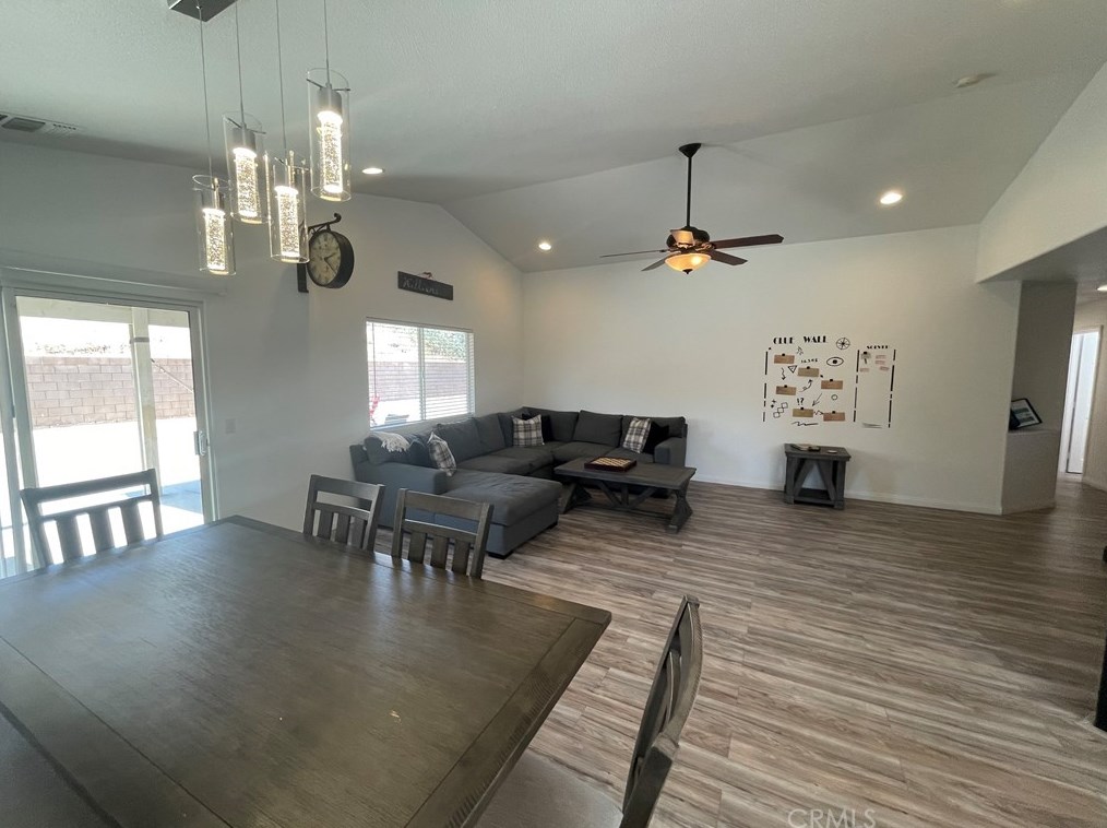 57131 Juarez Dr, Yucca Valley CA  92284-9500 exterior