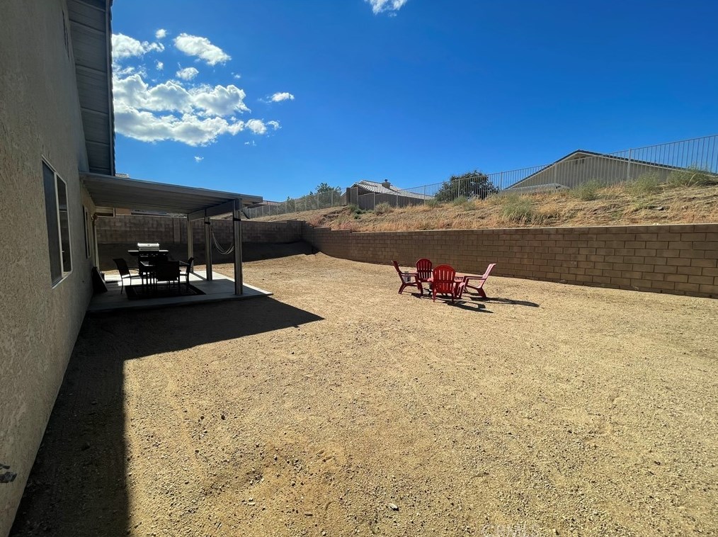 57131 Juarez Dr, Yucca Valley CA  92284-9500 exterior