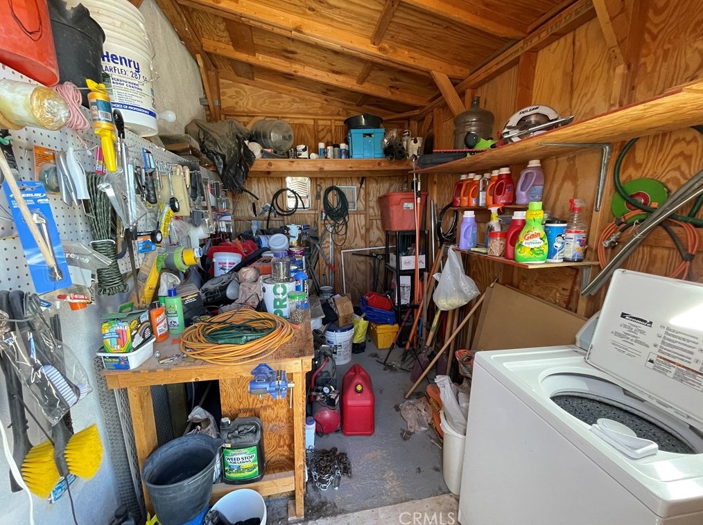 3546 Dusty Mile Rd, Yucca Valley CA  92285-2047 exterior