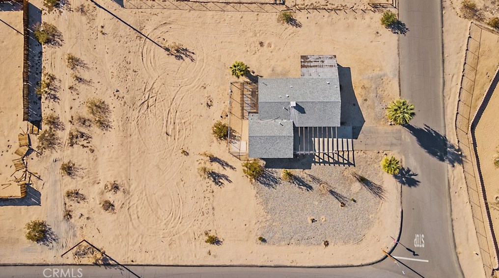 73881 Siesta Dr, Twntynine Plm CA  92277-1851 exterior