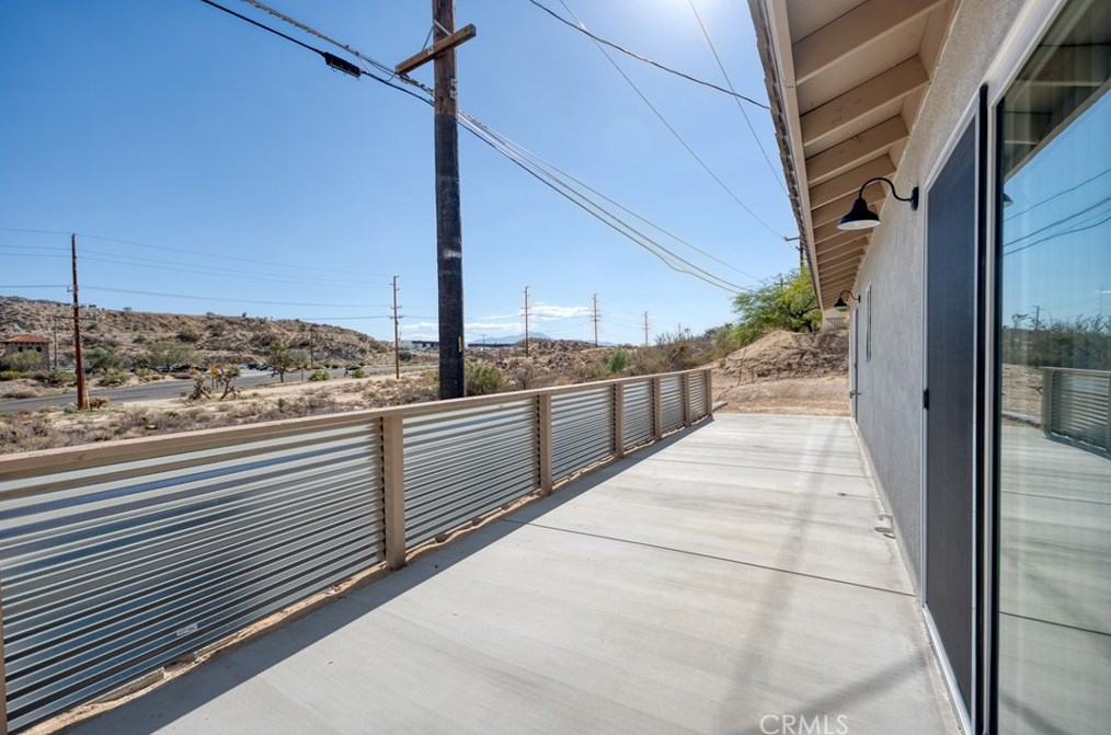 7650 Rockaway Ave, Yucca Valley CA  92284-2383 exterior