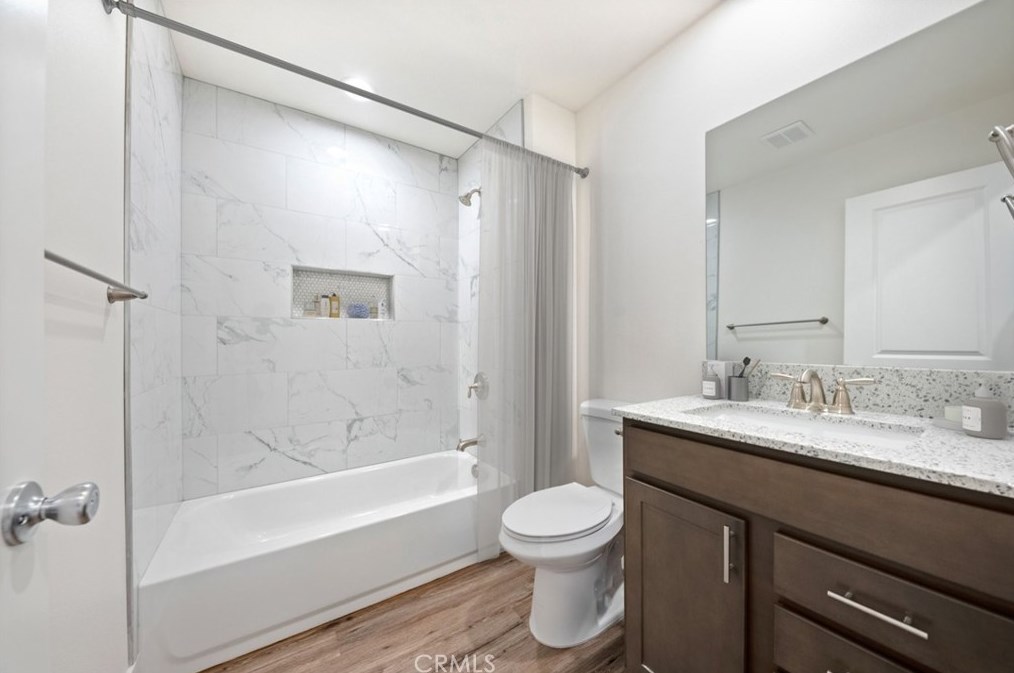 7650 Rockaway Ave, Yucca Valley CA  92284-2383 exterior