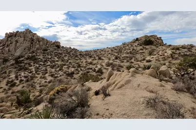56819 Plaza Del Amigo, Yucca Valley, CA 92284 - Photo 19