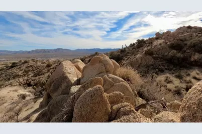 56819 Plaza Del Amigo, Yucca Valley, CA 92284 - Photo 15