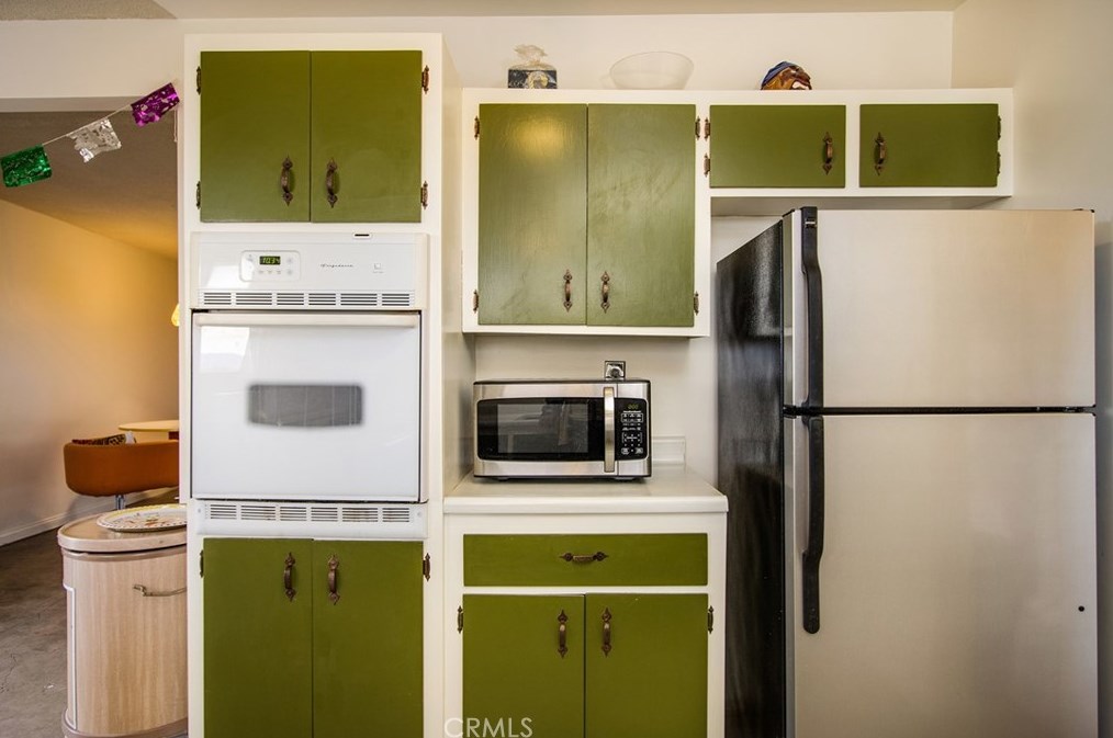 72345 Foothill Dr, Twntynine Plm CA  92277-2973 exterior