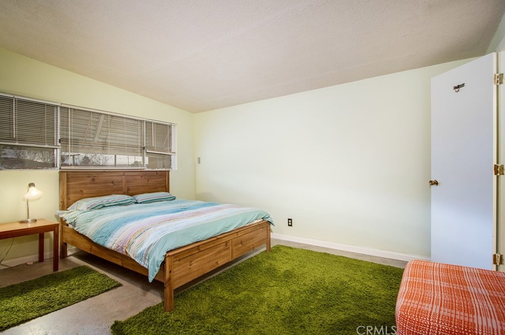 72345 Foothill Dr, Twntynine Plm CA  92277-2973 exterior