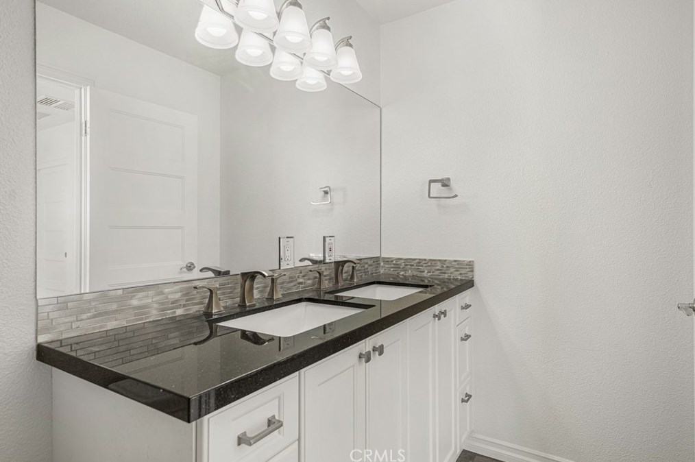 58136 Desert Gold Dr, Yucca Valley CA  92284-6225 exterior