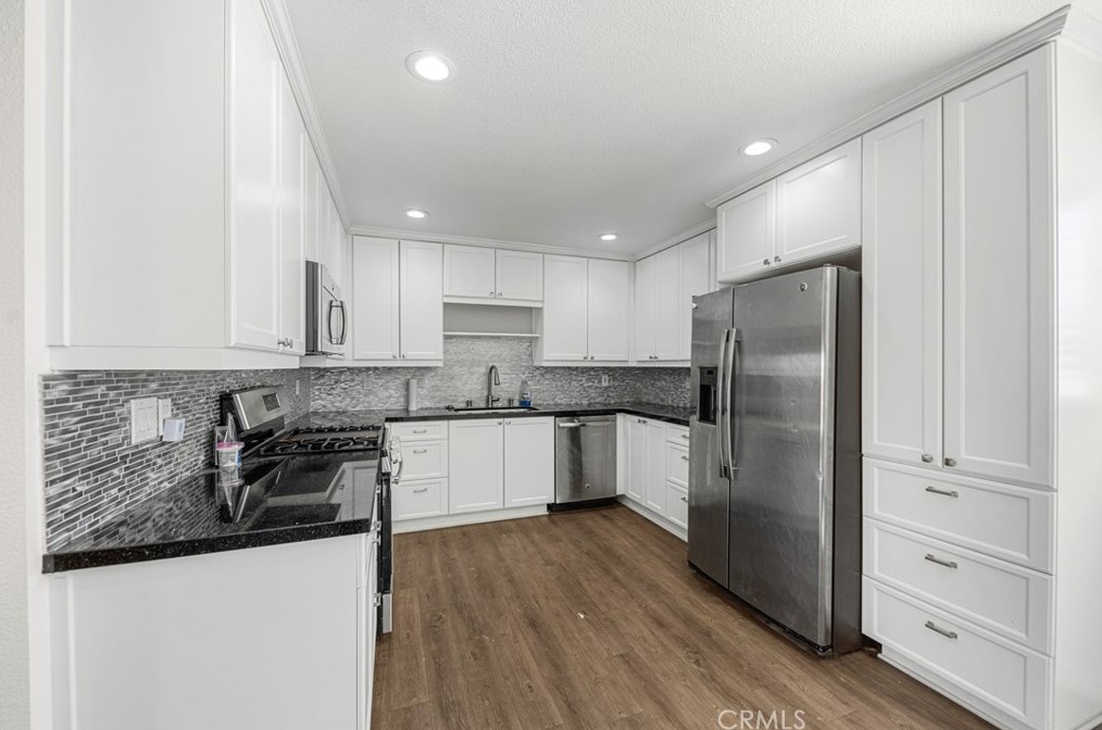 58136 Desert Gold Dr, Yucca Valley CA  92284-6225 exterior