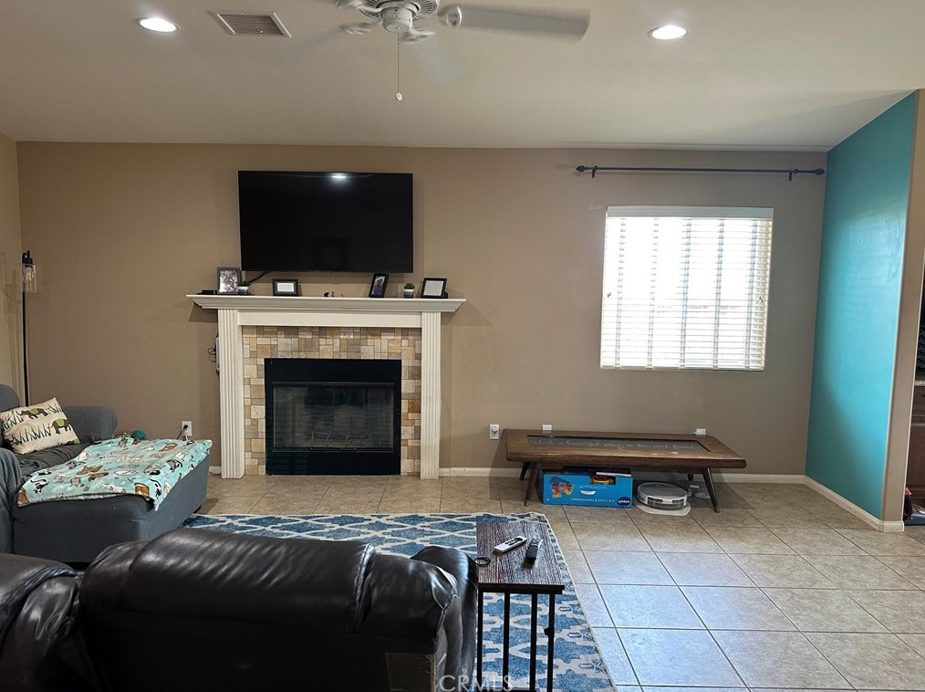 7415 Saladin Ave, Twntynine Plm CA  92277-3855 exterior