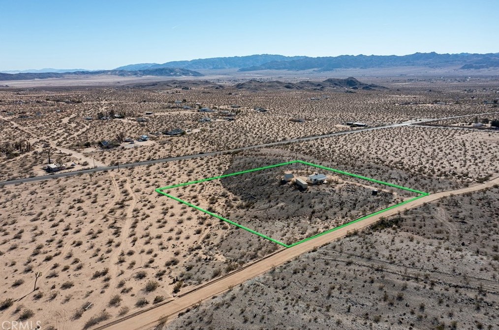 3131 Stonehill Ave, Joshua Tree CA  92252 exterior