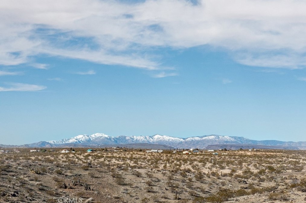 3131 Stonehill Ave, Joshua Tree CA  92252 exterior