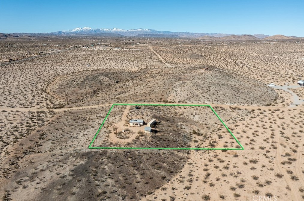 3131 Stonehill Ave, Joshua Tree CA  92252 exterior