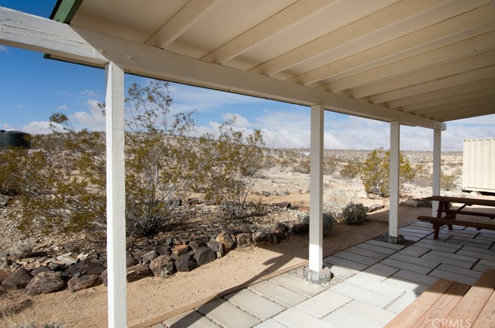 3131 Stonehill Ave, Joshua Tree CA  92252 exterior