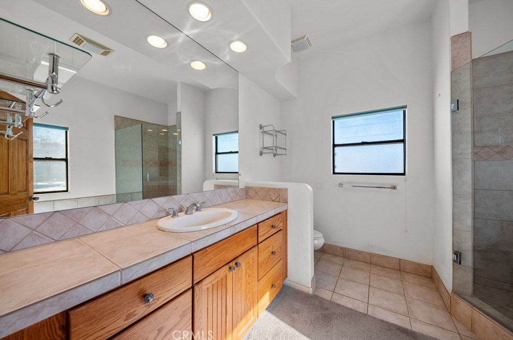 68922 Serrano Rd, Twntynine Plm CA  92277-6825 exterior