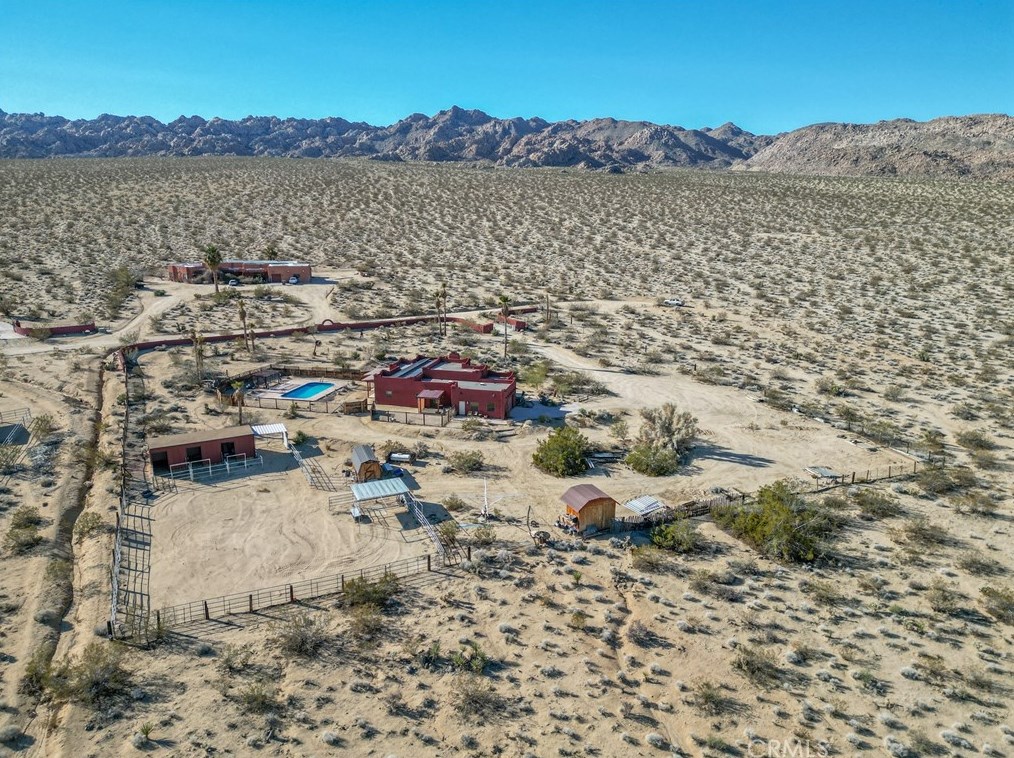 68922 Serrano Rd, Twntynine Plm CA  92277-6825 exterior