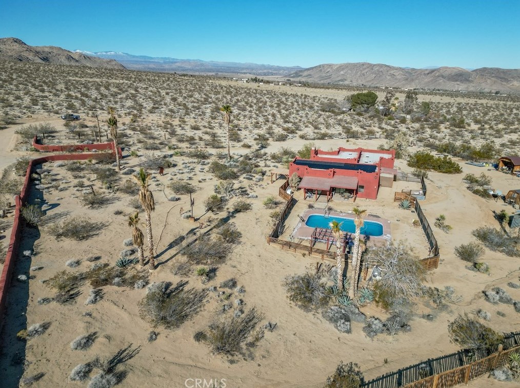 68922 Serrano Rd, Twntynine Plm CA  92277-6825 exterior