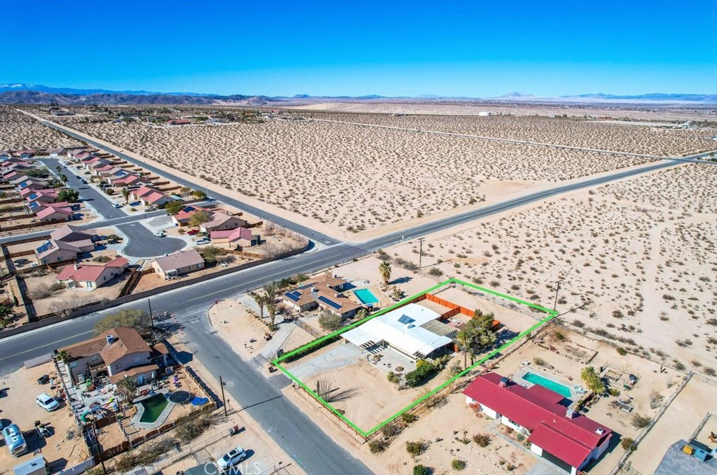 71730 Sunnyslope Dr, Twntynine Plm CA  92277-1946 exterior