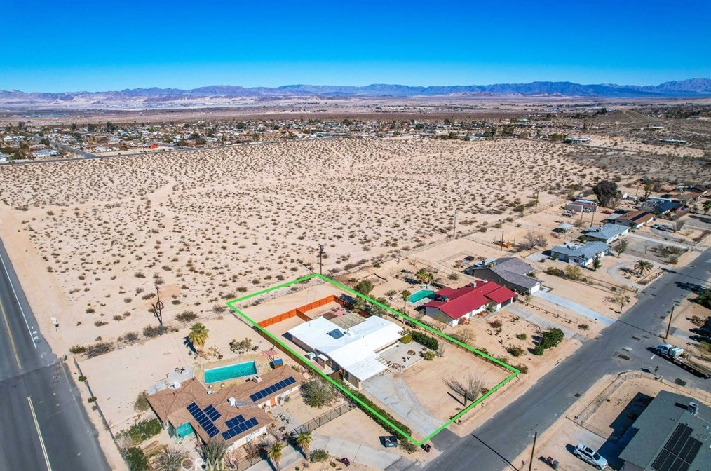 71730 Sunnyslope Dr, Twntynine Plm CA  92277-1946 exterior