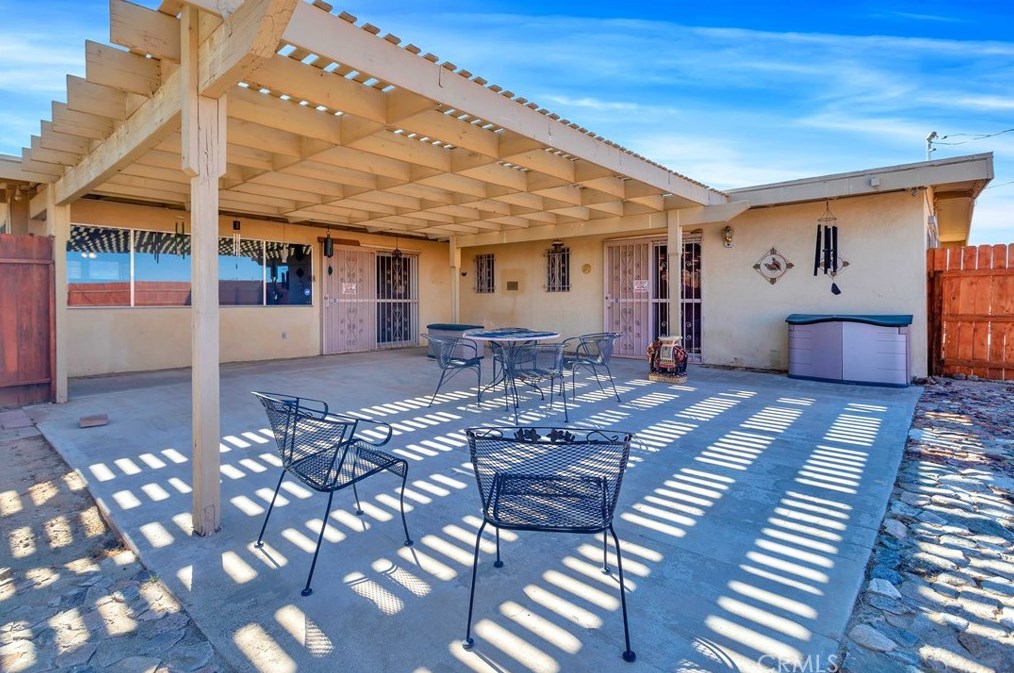 71730 Sunnyslope Dr, Twntynine Plm CA  92277-1946 exterior