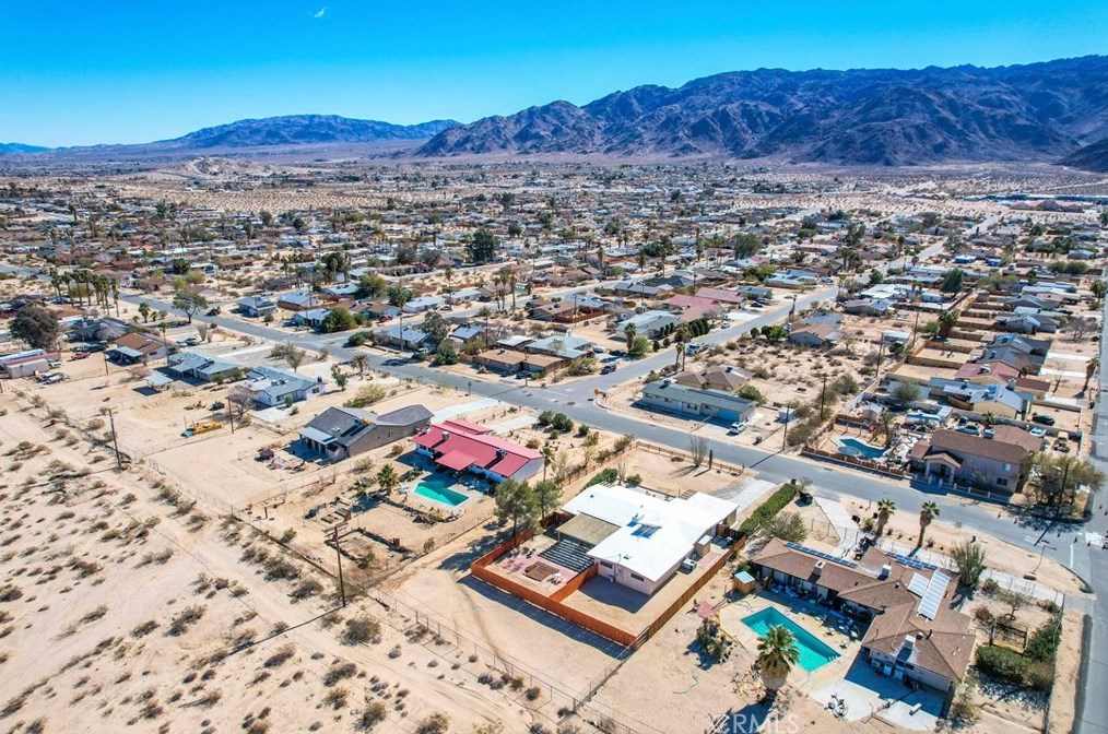 71730 Sunnyslope Dr, Twntynine Plm CA  92277-1946 exterior