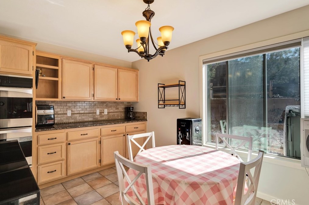 8562 Asio Way, Yucca Valley CA  92284-4187 exterior