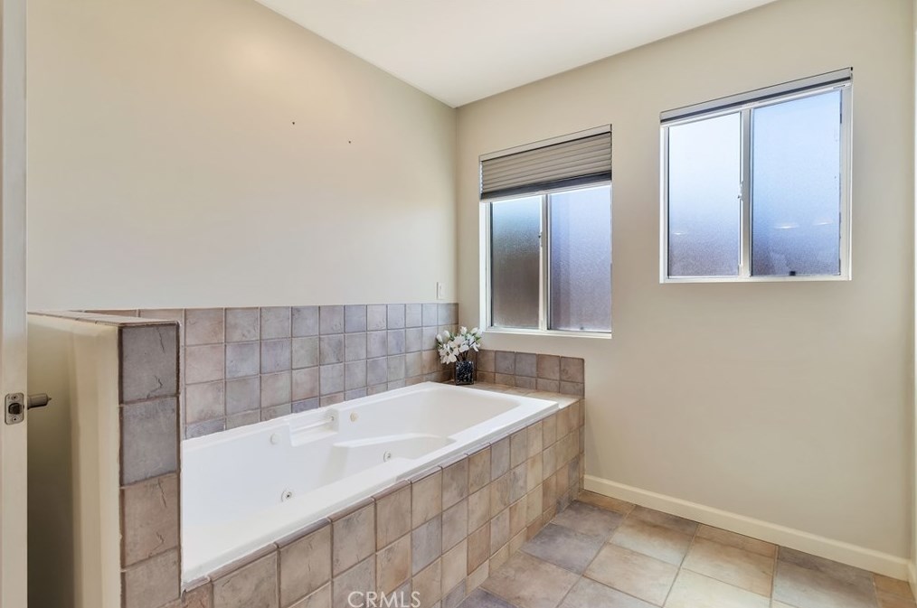 8562 Asio Way, Yucca Valley CA  92284-4187 exterior