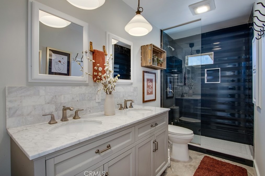 2500 Center Ave, Joshua Tree CA  92252-3387 exterior
