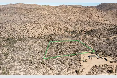 48400 Madison Road, Pioneertown, CA 92268 - Photo 17