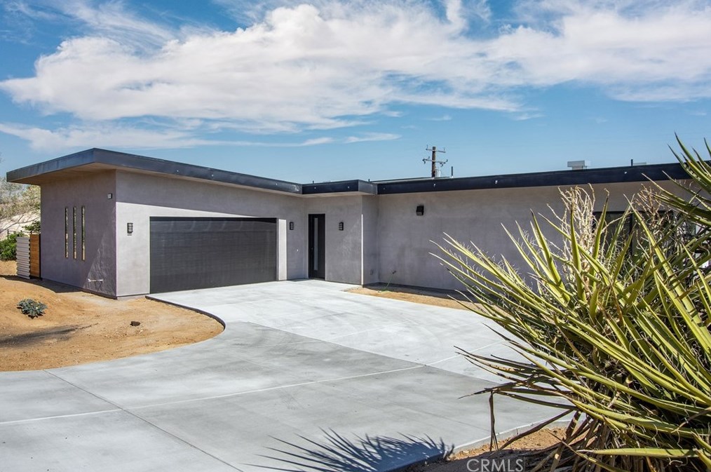 60746 Latham Trl, Joshua Tree CA  92252-2868 exterior
