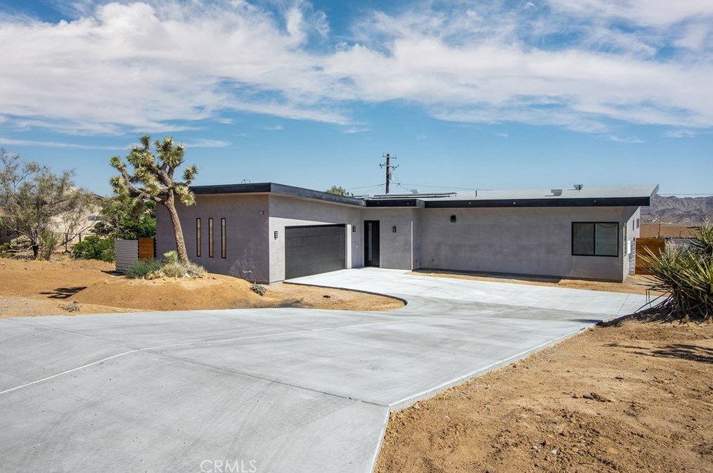 60746 Latham Trl, Joshua Tree CA  92252-2868 exterior