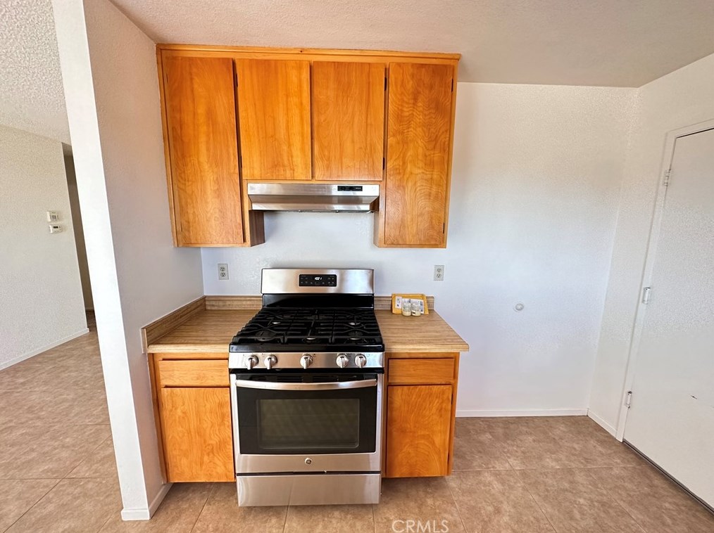 4657 Avenida Del Sol, Joshua Tree CA  92252-1501 exterior