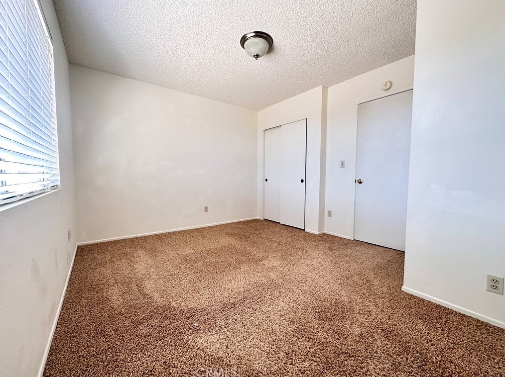 4657 Avenida Del Sol, Joshua Tree CA  92252-1501 exterior