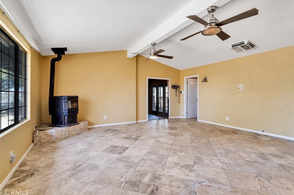 4999 Araby Ave, Twntynine Plm CA  92277-6744 exterior