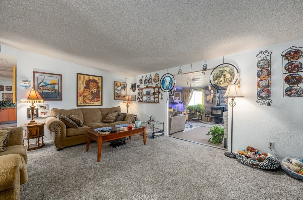 4592 Camarilla Ave, Yucca Valley CA  92284-1226 exterior