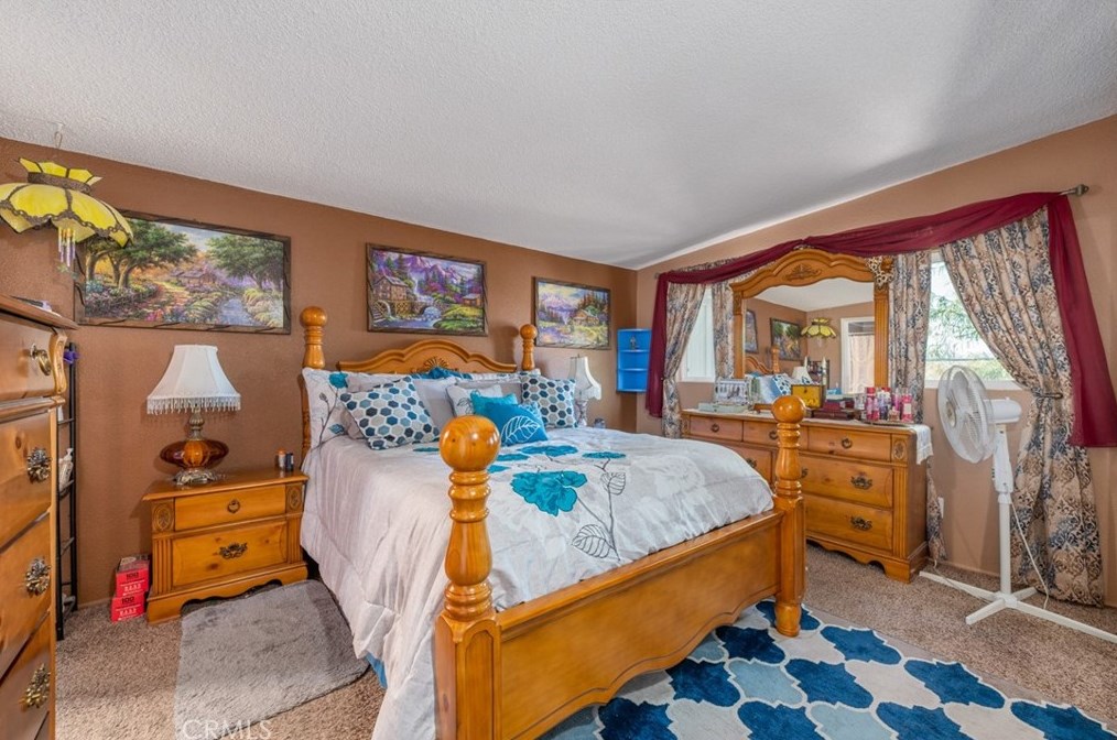 4592 Camarilla Ave, Yucca Valley CA  92284-1226 exterior