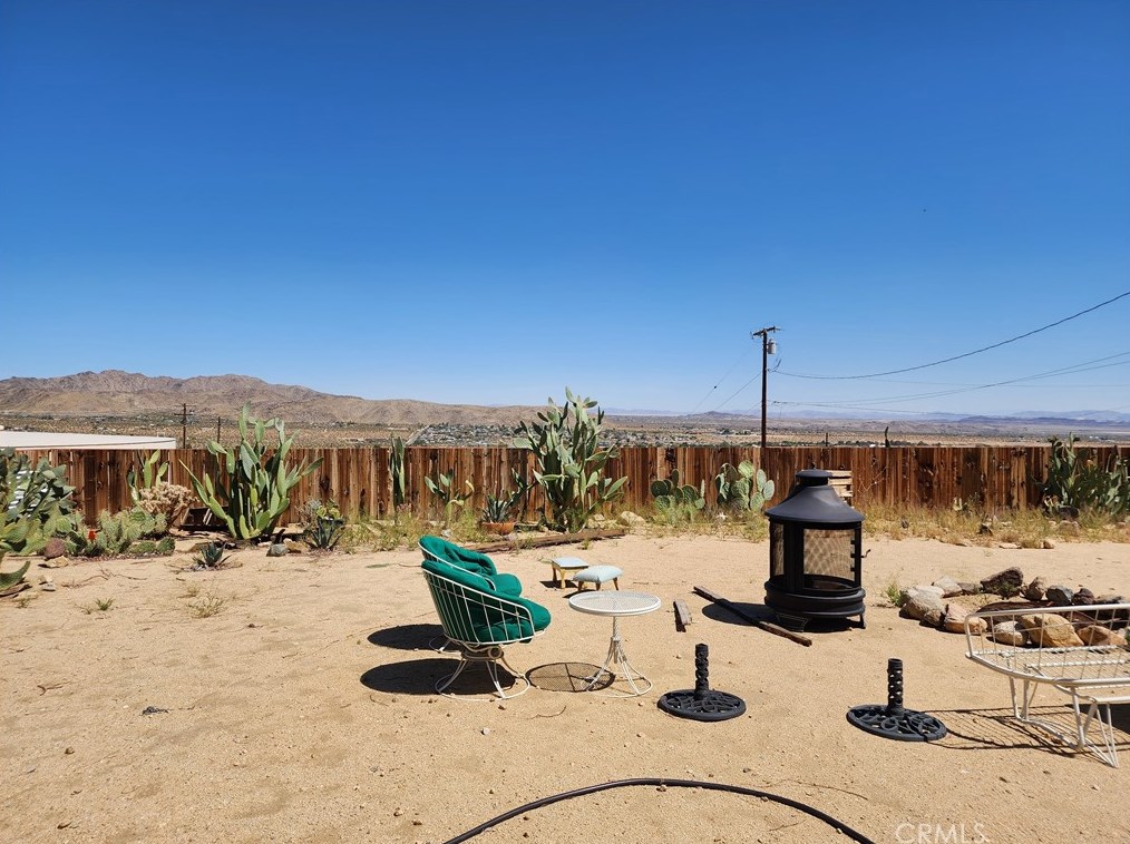61774 Alta Vista Dr, Joshua Tree CA  92252-2640 exterior