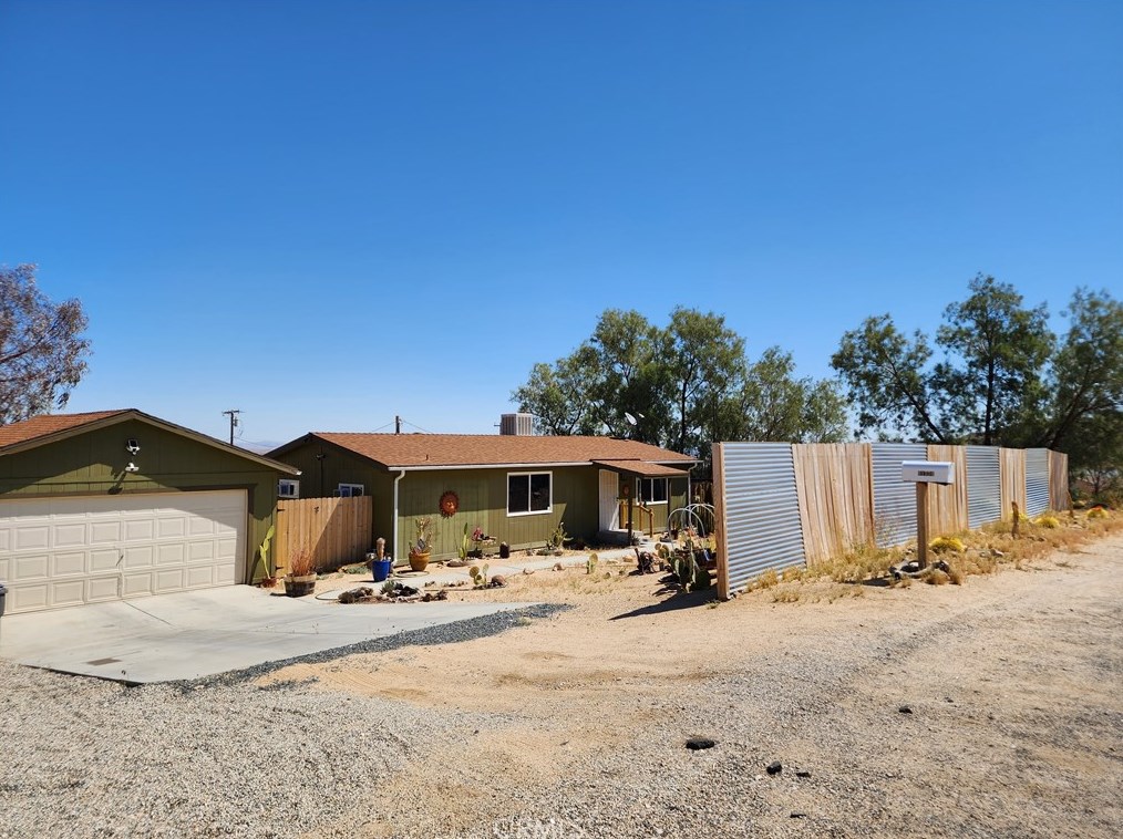 61774 Alta Vista Dr, Joshua Tree CA  92252-2640 exterior