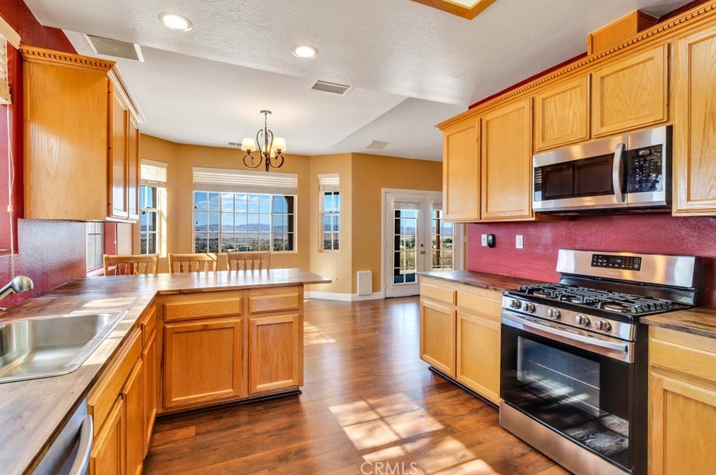 74384 Rocky Rd, Twntynine Plm CA  92277-3982 exterior