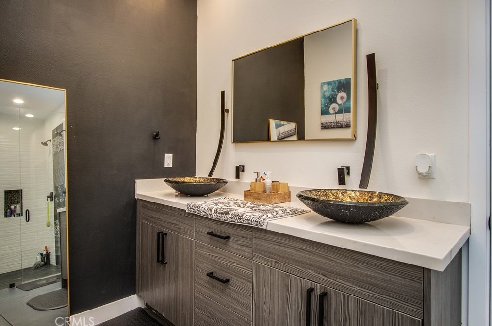 59425 Sun Mesa Dr, Yucca Valley CA 92284-9000 exterior