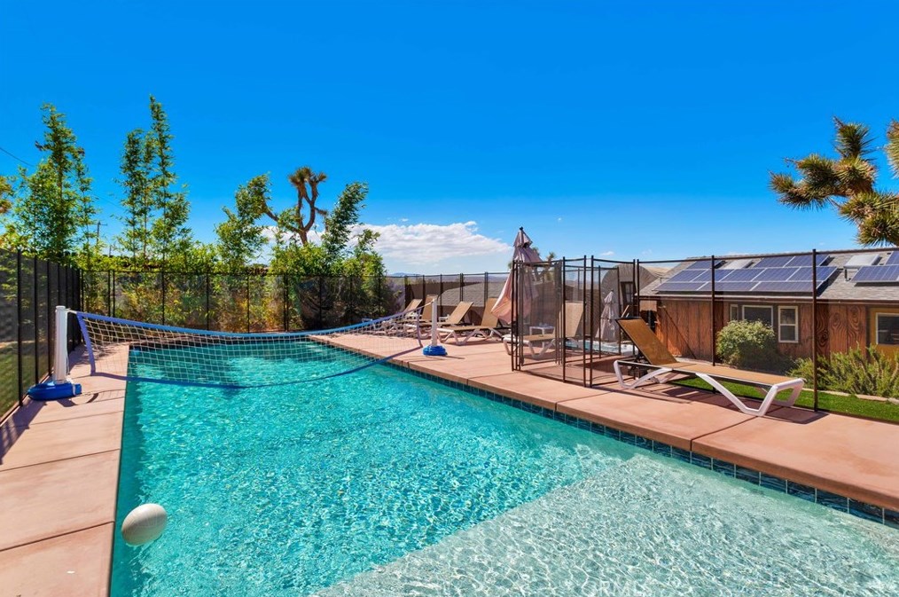 60291 Ln Mirada Trl, Joshua Tree CA 92252-2801 exterior