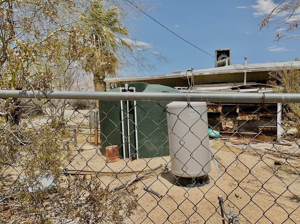 66959 Daisy Ln, Joshua Tree CA  92252 exterior