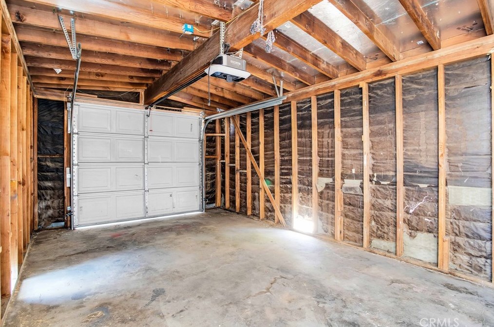 6942 Eucalyptus Ave, Twntynine Plm CA  92277-2838 exterior